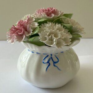 Vintage Royal Doulton‎ Bone China Flower Bouquet "Carnation"